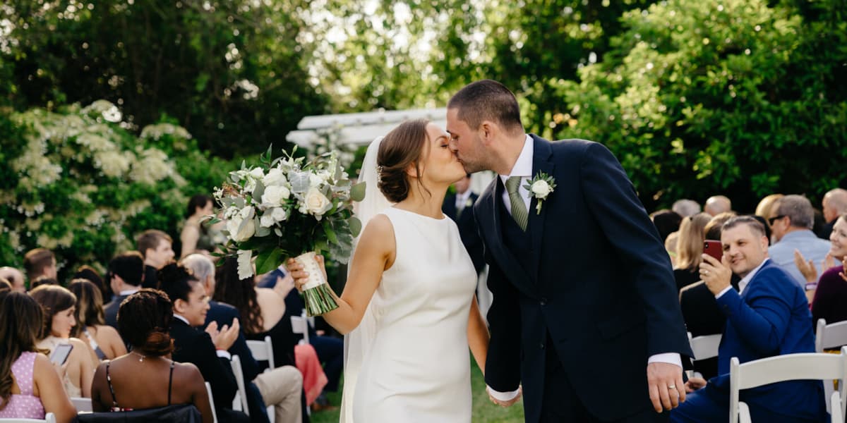 Say "I Do" on Cape Cod: Your Dream Wedding at The Dennis Inn